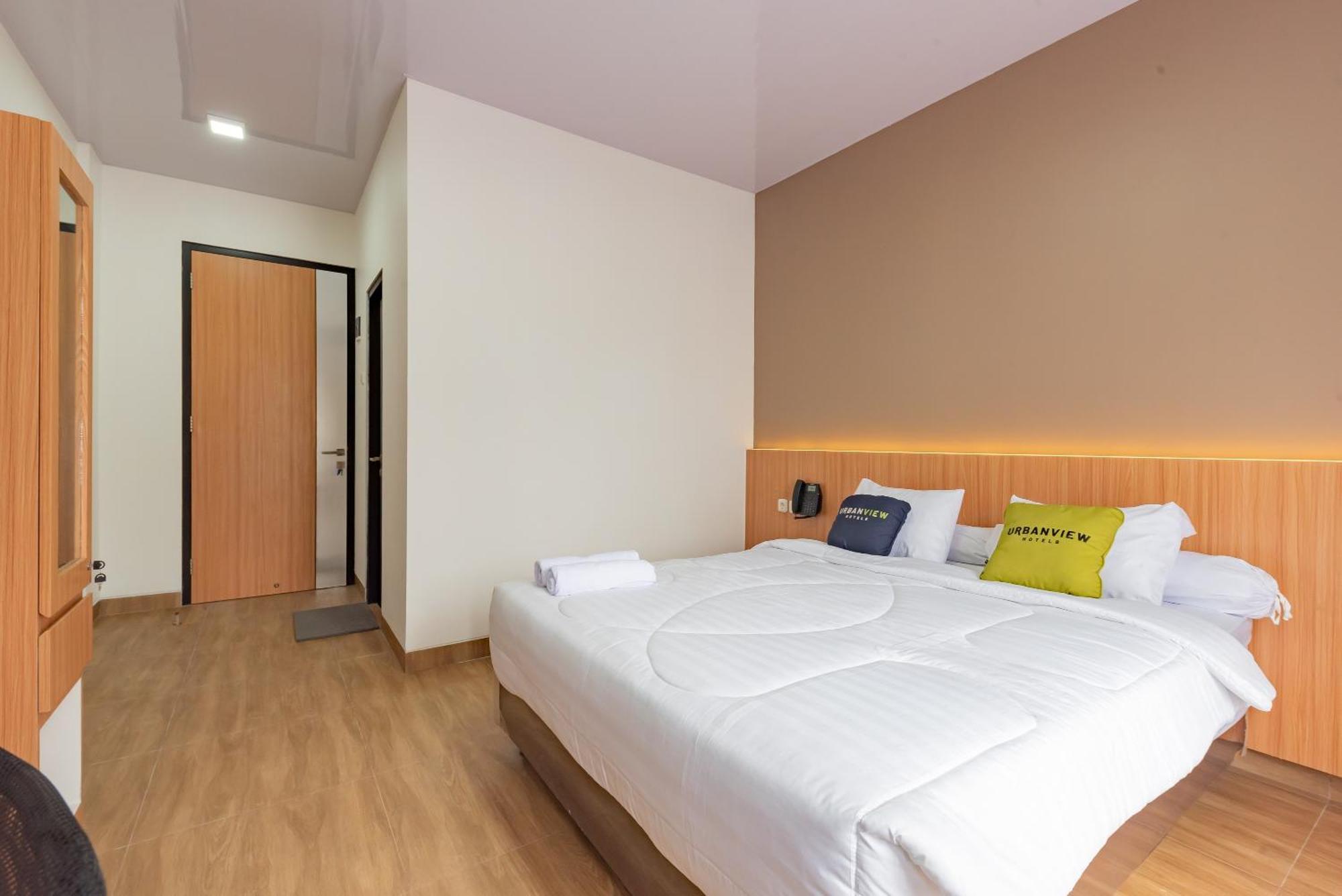 Urbanview Hotel Inkoppabri Cisarua Puncak Esterno foto