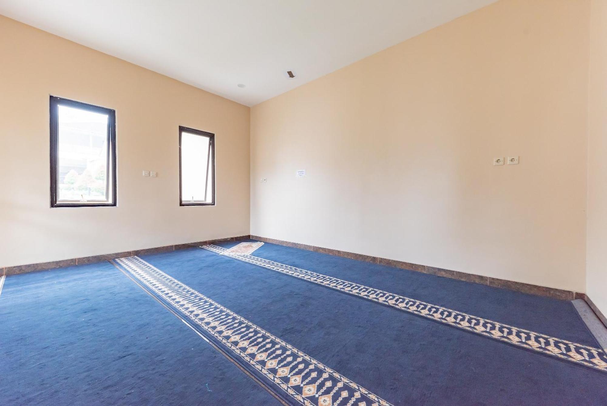 Urbanview Hotel Inkoppabri Cisarua Puncak Esterno foto