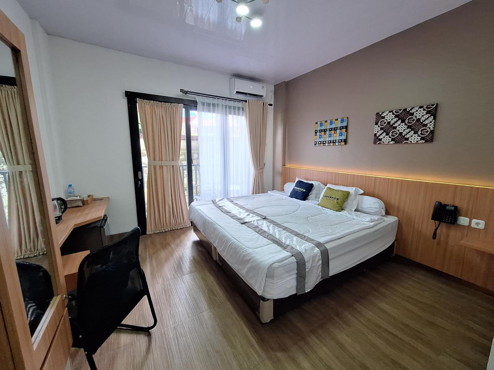 Urbanview Hotel Inkoppabri Cisarua Puncak Esterno foto