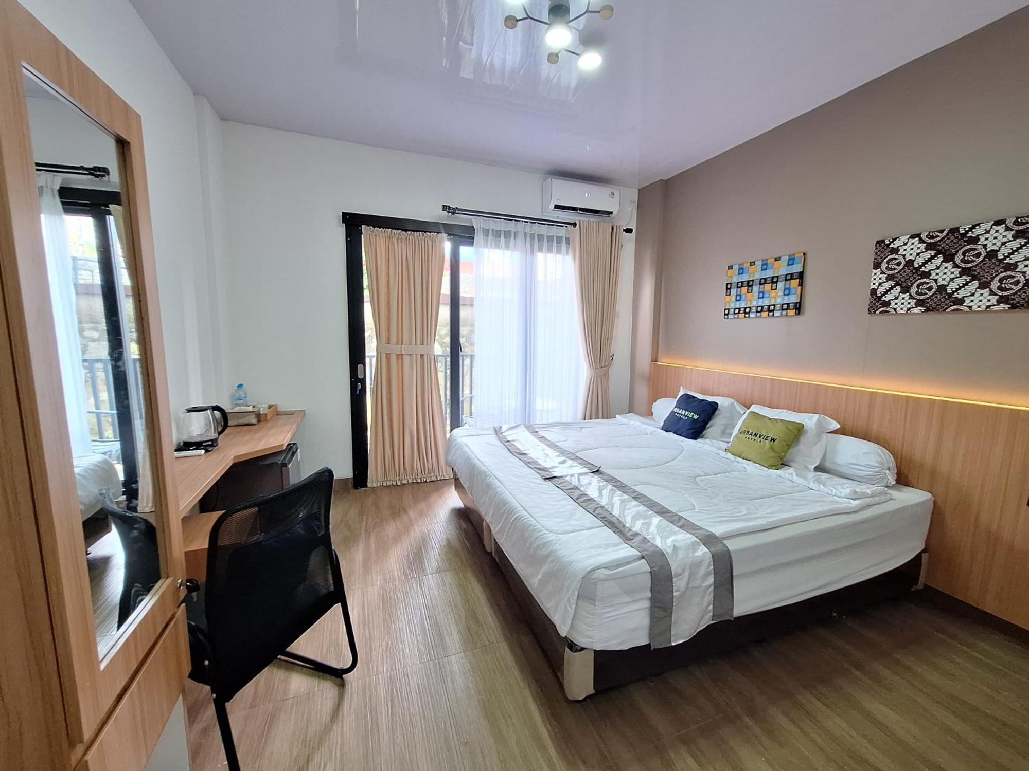 Urbanview Hotel Inkoppabri Cisarua Puncak Esterno foto