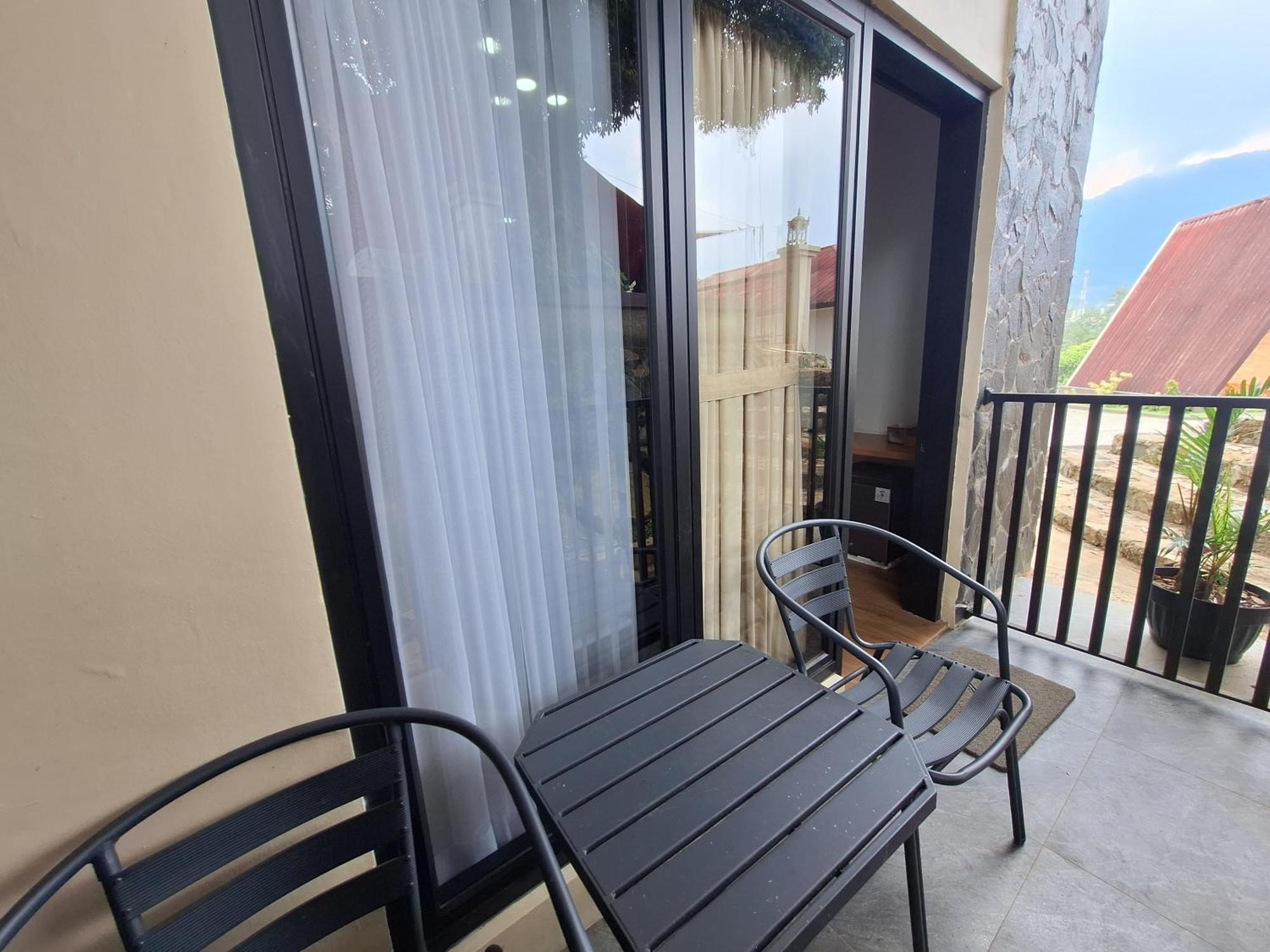 Urbanview Hotel Inkoppabri Cisarua Puncak Esterno foto